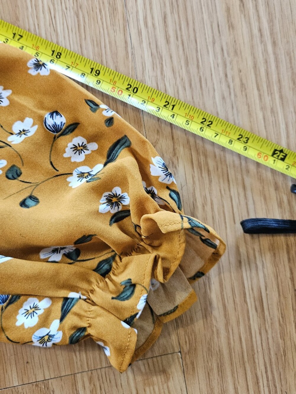 Mustard Floral Long-Sleeve Blouse W/ Ruffle Neck And Sleeves - Picture 8 of 9
